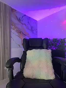 NINA 18 YEARS online show from 30, 11, 2025