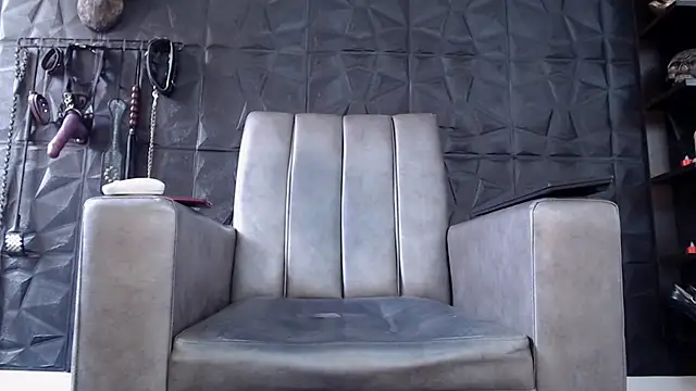 Agata Darkness online show from 18, 10, 2025