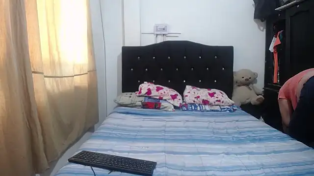 merryymaturee  online show from 26, 2, 2025