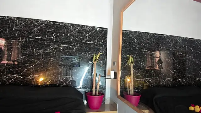 ronnie 7777 online show from 12, 12, 2024