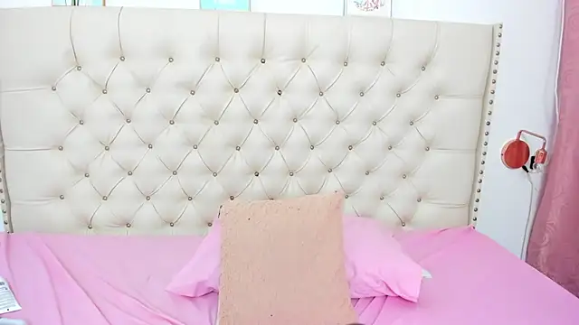 Snapshot of Kim_Eli chatting on 19, 1, 2025 Kim Eli online show from 19, 1, 2025