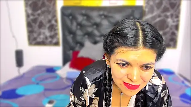 Snapshot of scarlett_w0lf chatting on 30, 10, 2025 scarlett w0lf online show from 30, 10, 2025