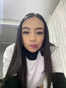 SOPHIACANDY19  online show from 17, 12, 2024