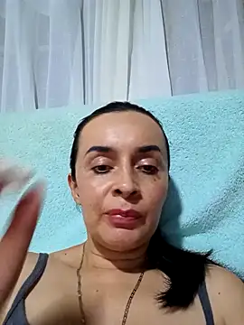 Samantha Sullivan  online show from 18, 10, 2025