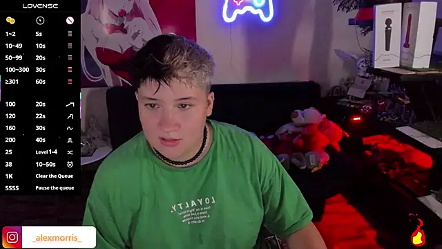 Snapshot of _AlexMorris chatting on 6, 11, 2025 AlexMorris online show from 6, 11, 2025