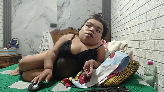 Michelle Brooks online show from 1, 2, 2025