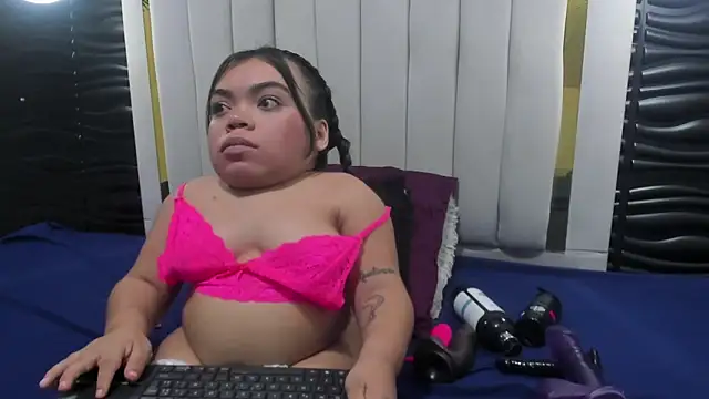 Michelle Brooks online show from 4, 2, 2025