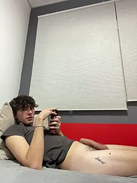 Snapshot of Adriiann__21 chatting on 26, 12, 2024 Adriiann 21 online show from 26, 12, 2024