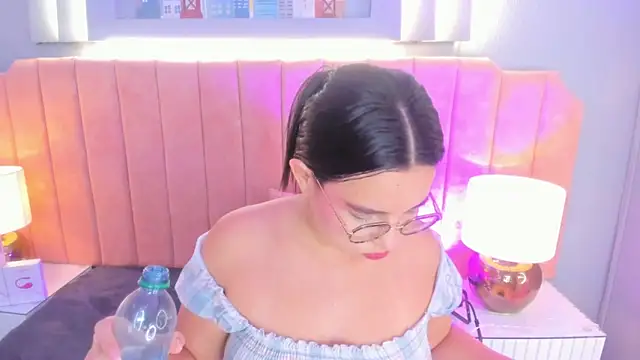 alys baker online show from 8, 10, 2025