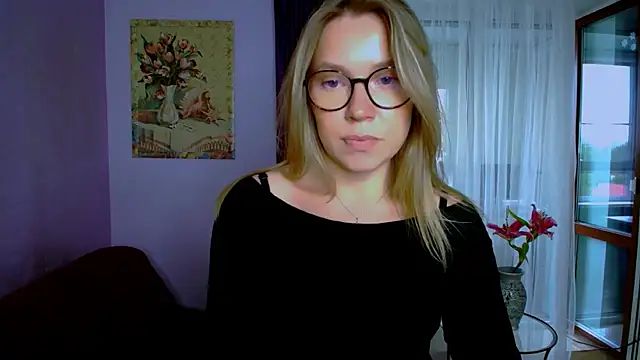 TaylorBre online show from 24, 9, 2025