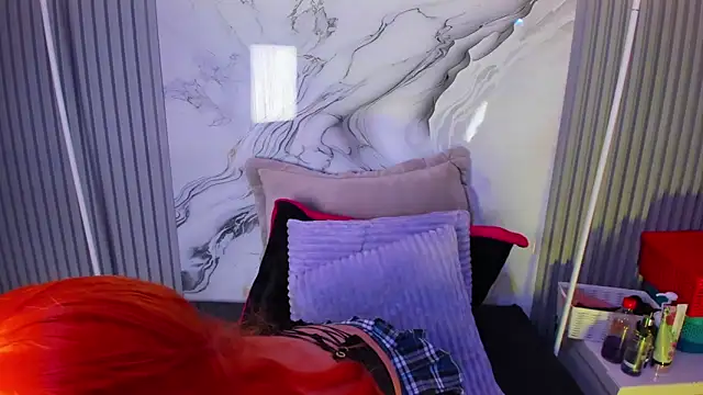 venusowen  online show from 18, 4, 2026