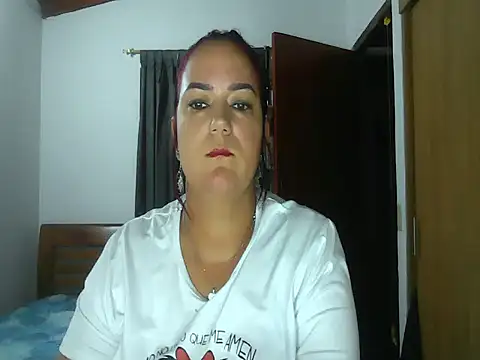 Snapshot of luna_withe chatting on 11, 6, 2026 luna withe online show from 11, 6, 2026