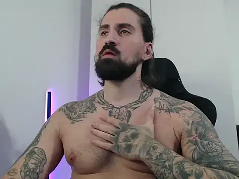 MateoHunk online show from 8, 11, 2025