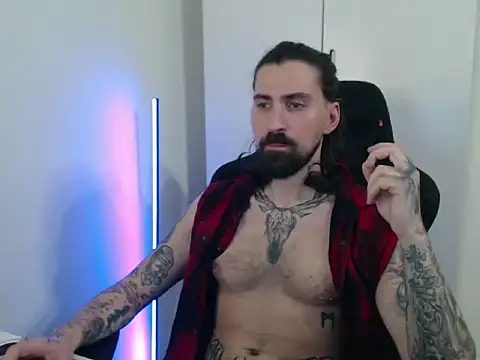 Snapshot of MateoHunk chatting on 9, 5, 2026 MateoHunk online show from 9, 5, 2026