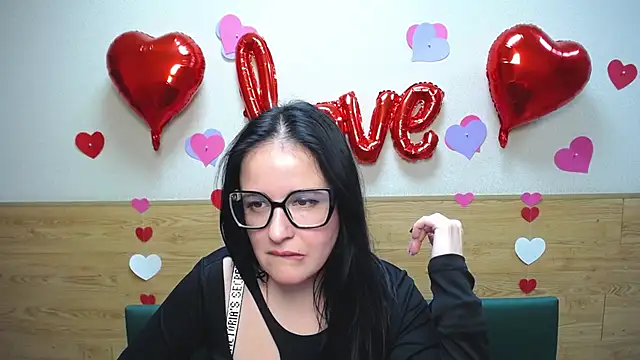 TayaBoret online show from 28, 1, 2025