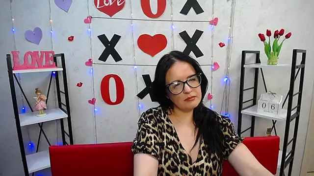 TayaBoret online show from 6, 3, 2025