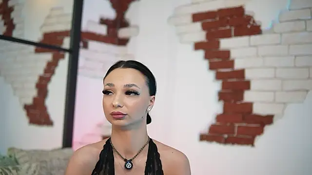 Snapshot of MaraJolie chatting on 21, 4, 2026 MaraJolie online show from 21, 4, 2026