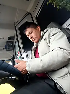 alexchir4 online show from 16, 10, 2025