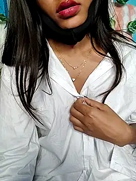 Reena Singh53 online show from 23, 2, 2025