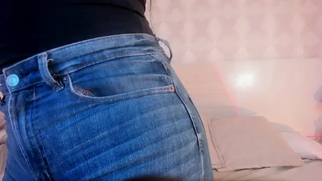 IvannaAnggel online show from 9, 1, 2026