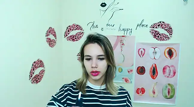  StAcY online show from 8, 12, 2024