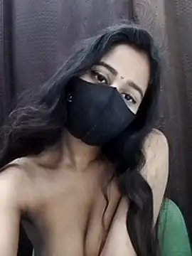 Lalisa sexy online show from 18, 4, 2026