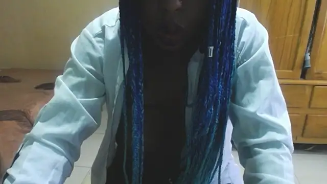 Snapshot of _Zooee chatting on 30, 1, 2025 Zooee online show from 30, 1, 2025
