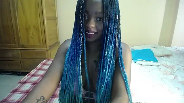 Snapshot of _Zooee chatting on 18, 2, 2025 Zooee online show from 18, 2, 2025