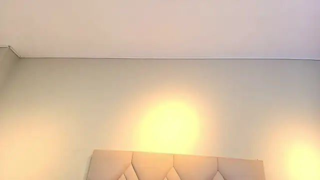 Isis Osman online show from 21, 3, 2026