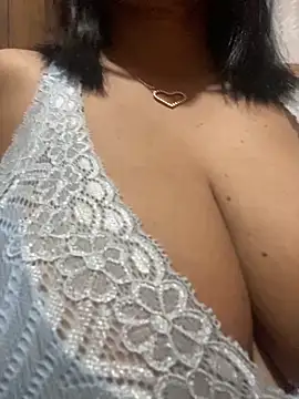 Snapshot of lomagata chatting on 13, 5, 2026 lomagata online show from 13, 5, 2026