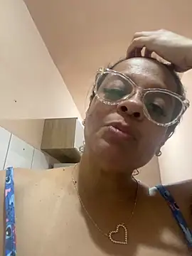 Snapshot of lomagata chatting on 19, 5, 2026 lomagata online show from 19, 5, 2026