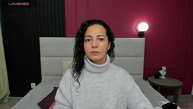 Snapshot of Linda_Insatiable chatting on 19, 9, 2025 Linda Insatiable online show from 19, 9, 2025