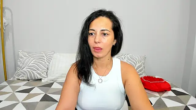 Snapshot of Linda_Insatiable chatting on 21, 6, 2026 Linda Insatiable online show from 21, 6, 2026