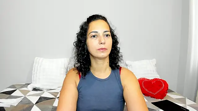 Snapshot of Linda_Insatiable chatting on 23, 7, 2026 Linda Insatiable online show from 23, 7, 2026