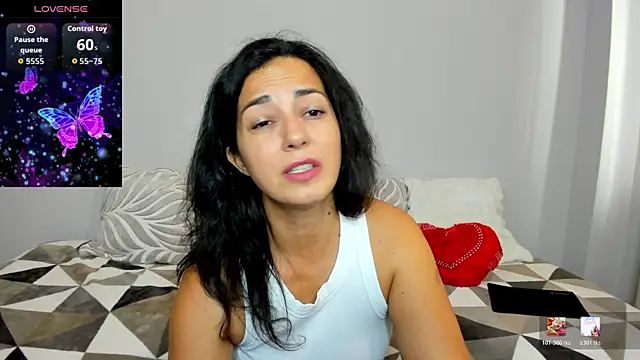 Snapshot of Linda_Insatiable chatting on 25, 7, 2026 Linda Insatiable online show from 25, 7, 2026