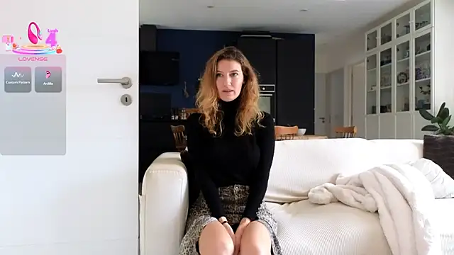 Luxymin34 online show from 21, 2, 2025