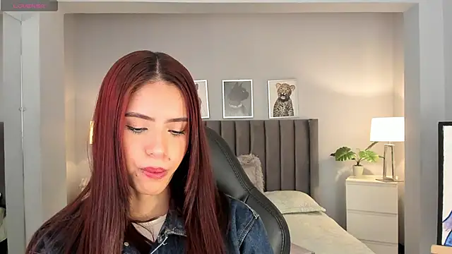 Snapshot of Madie__collins chatting on 22, 12, 2024 Madie collins online show from 22, 12, 2024