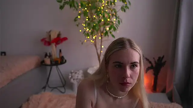 lorrie love story online show from 14, 9, 2025