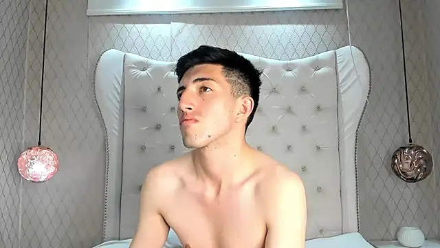 Un Slutty online show from 17, 3, 2025