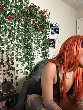 butterflybootyy online show from 25, 11, 2025