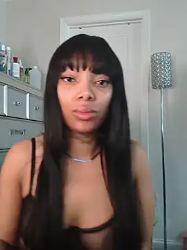 Snapshot of butterflybootyy chatting on 12, 6, 2026 butterflybootyy online show from 12, 6, 2026