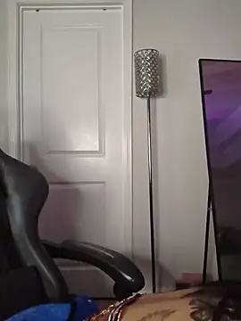 Snapshot of butterflybootyy chatting on 15, 6, 2026 butterflybootyy online show from 15, 6, 2026