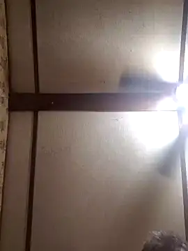 Leggs4U online show from 5, 4, 2026