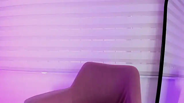 ariana rosse   online show from 13, 1, 2025