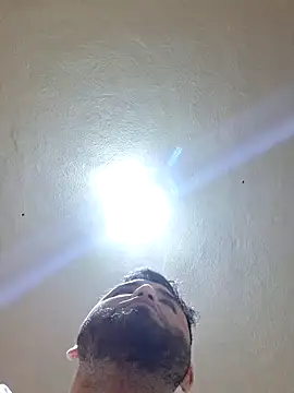 Snapshot of SINUECASTILLO chatting on 26, 2, 2026 SINUECASTILLO online show from 26, 2, 2026