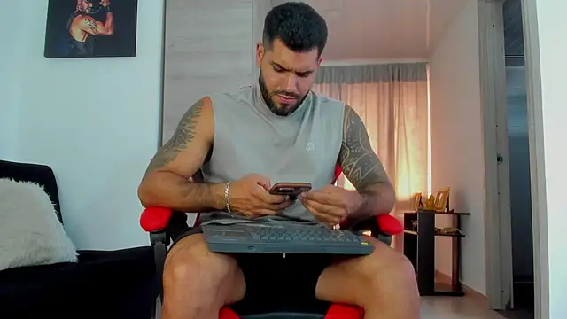 Snapshot of SamirHazard97 chatting on 19, 5, 2026 SamirHazard97 online show from 19, 5, 2026