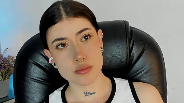 melody suarez online show from 10, 1, 2025