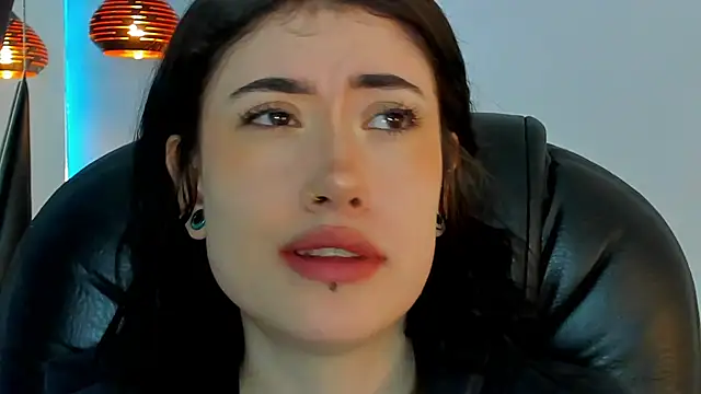 melody suarez online show from 12, 1, 2025