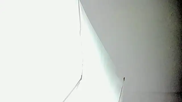 melody suarez online show from 23, 2, 2025