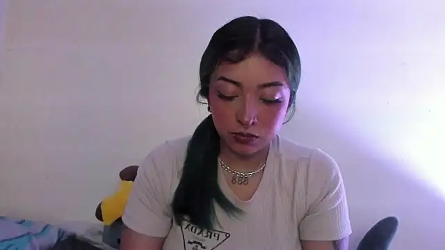 Snapshot of turolita_ chatting on 7, 7, 2026 turolita online show from 7, 7, 2026
